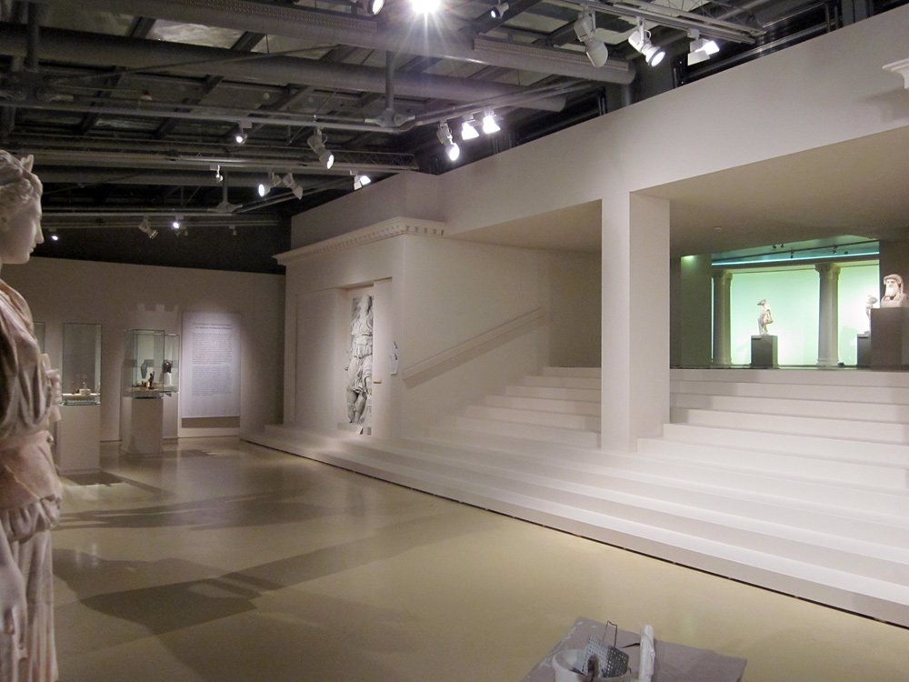 2011 Rückkehr der Götter - Kunsthalle Leoben © Winter Artservice