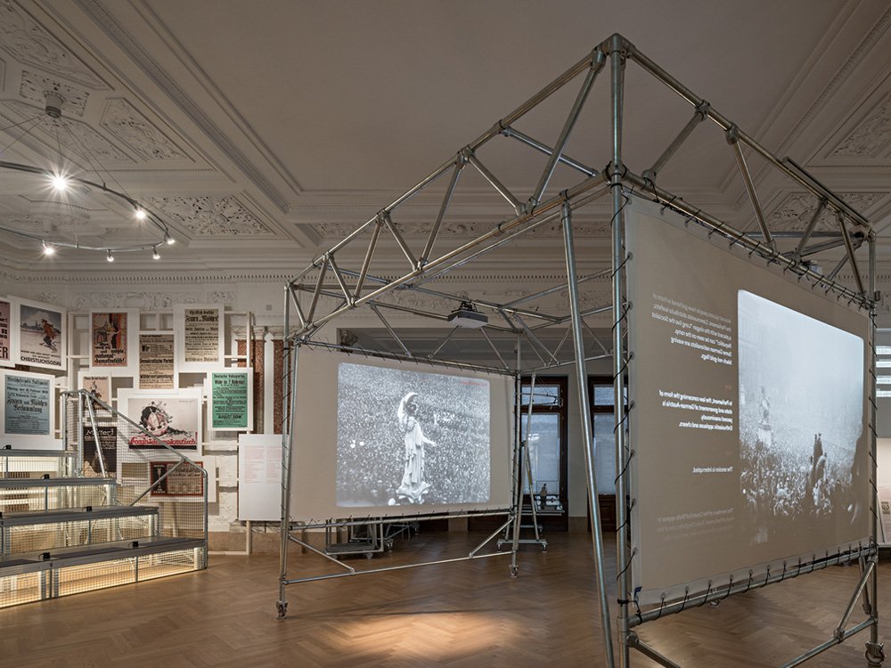 2018 Haus der Geschichte Österreich - Aufbruch ins Ungewisse © Hertha Hurnaus