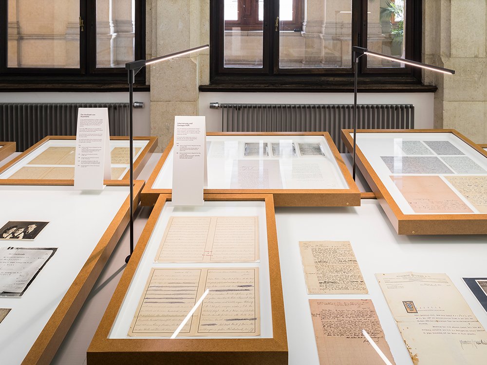 2022 – Wienbibliothek im Rathaus – Die Hochzeit von Auschwitz © Christoph Panzer