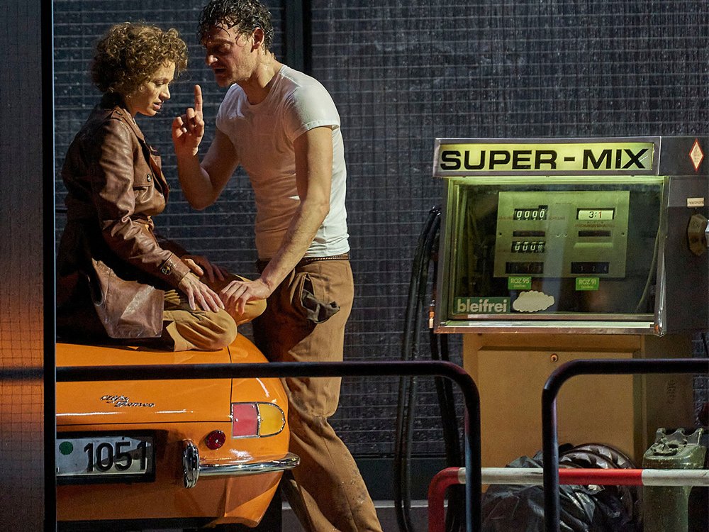 2023 – Burgtheater – Kasimir und Karoline © Matthias Horn
