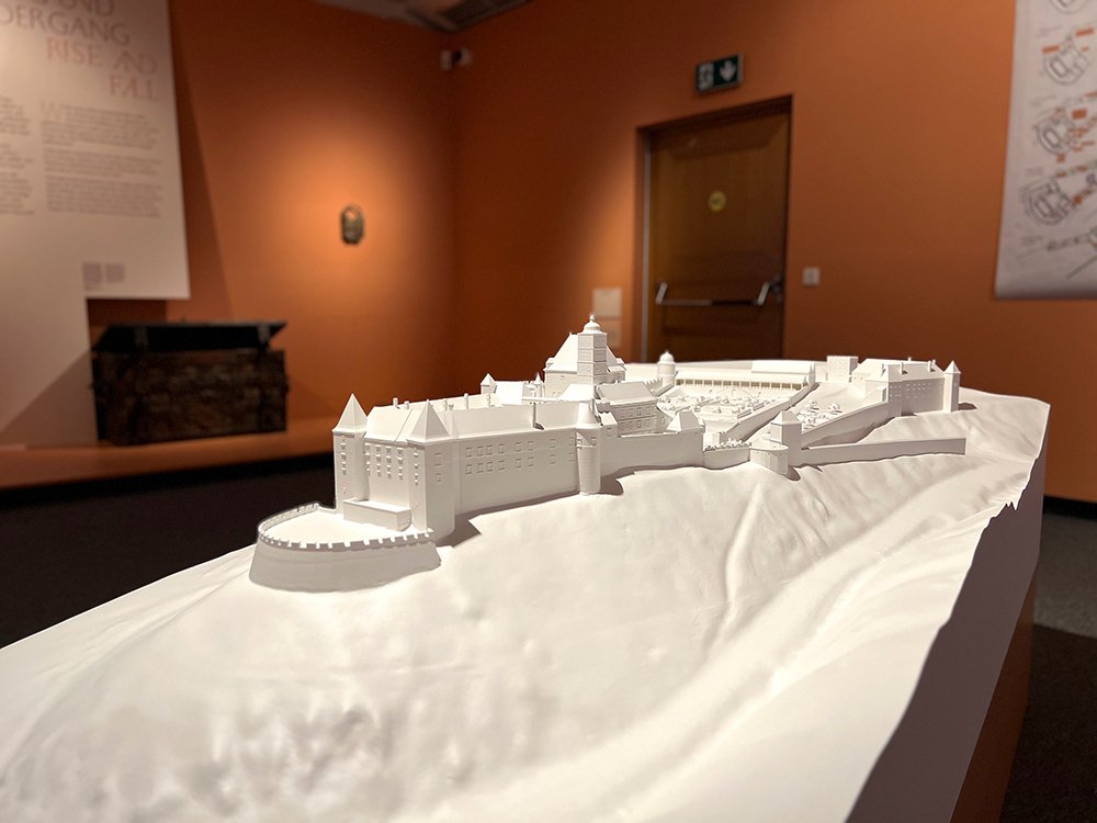 2024 -  Schallaburg – Rennaisance einst, jetzt & hier © Winter Artservice