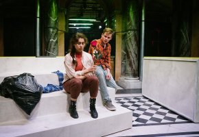 2019 - Burgtheater – Kriegerin © Marcella Ruiz Cruz – Burgtheater
