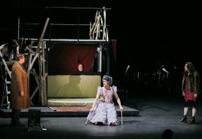 2019 - Volkstheater – Schwere Knochen © www.lupispuma.com - Volkstheater